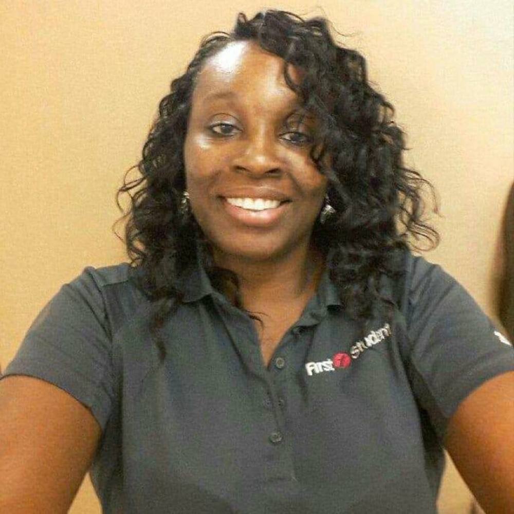 Meet your Posher, Gina